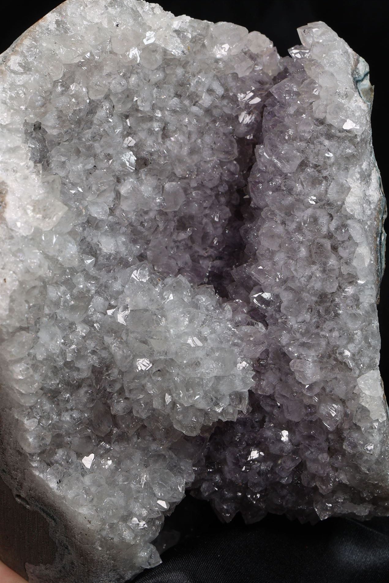 Nebula Amethyst Cut Base | Large